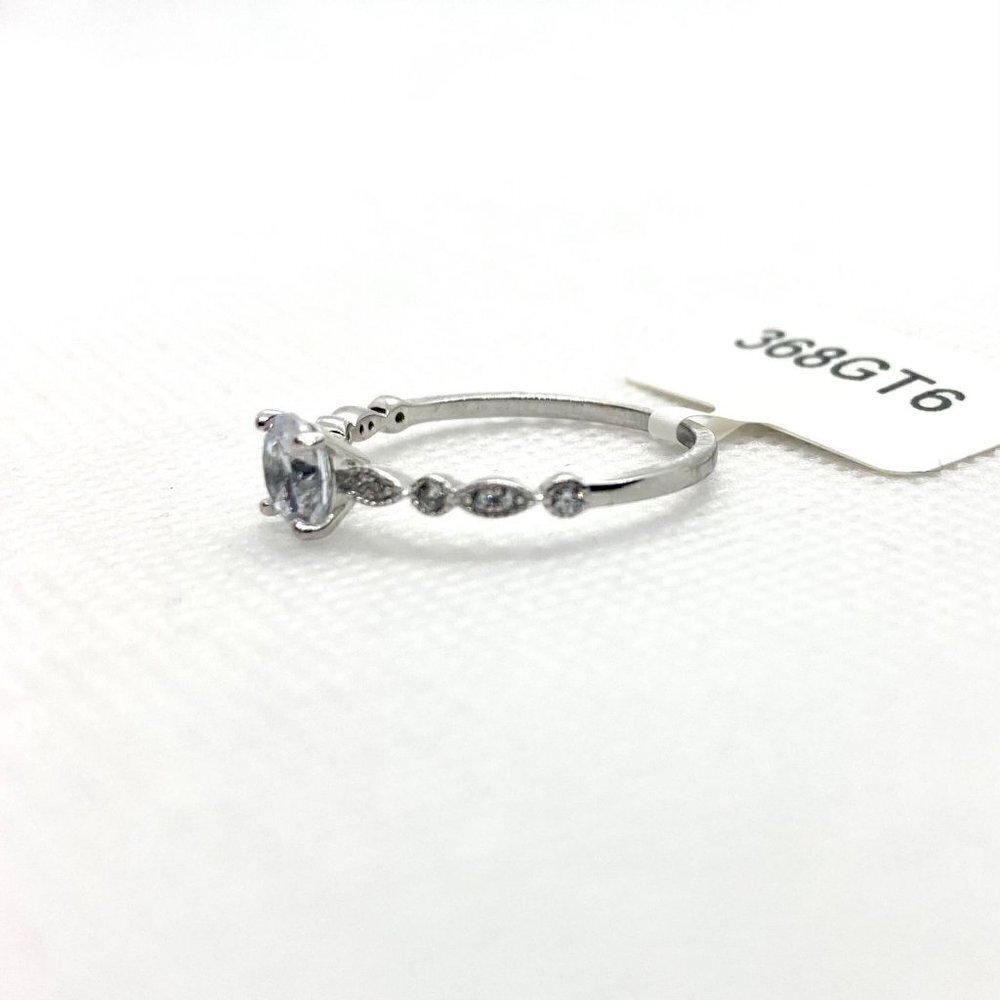 Sterling Silver 925 Round Cut Ring Size 8 - Picture 5 of 12
